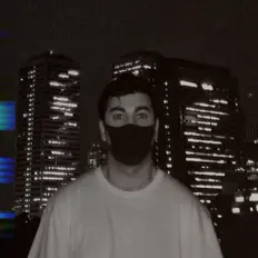 聆聽 Adnaan Faruq、觀看音樂影片、閱讀小傳、查看巡演日期等！