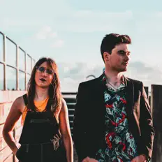Escucha a LouSkylar, mira videos musicales, lee su biografía, consulta las fechas de las gira y más.