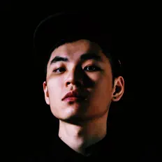 Posłuchaj wykonawcy Nicholas Yan, obejrzyj teledyski, przeczytaj biografię, zobacz daty tras koncertowych i nie tylko!