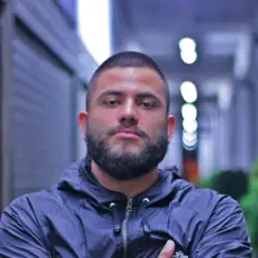 DEADCRW dinle, müzik videolarını izle, biyografisini oku, tur tarihlerini ve daha fazlasını gör!