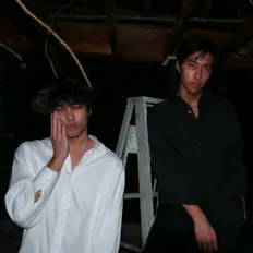 Escucha a SUNSET PIRATES, mira videos musicales, lee su biografía, consulta las fechas de las gira y más.