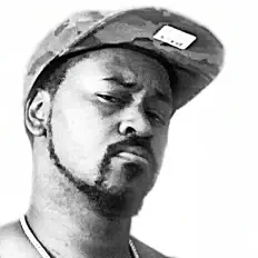 Hör dir Flo-Entry an, schau dir Musikvideos an, lies die Biografie, finde Tourdaten und mehr!