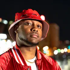 Écoutez Miles Triplett, regardez des vidéoclips, lisez la biographie, consultez les dates de tournée et plus encore !