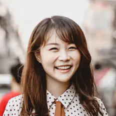Tiana Xiaoを聴いたり、ミュージックビデオを鑑賞したり、経歴やツアー日程などを確認したりしましょう！