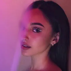 BARAを聴いたり、ミュージックビデオを鑑賞したり、経歴やツアー日程などを確認したりしましょう！