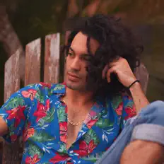 Listen to KAEH, watch music videos, read bio, see tour dates & more!