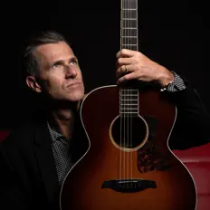 收听 HERENGER、观看音乐视频、阅读小传、查看巡演日期等 ！