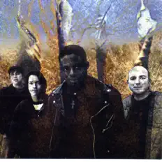 Ouça Ozone, assista a videoclipes, leia a biografia, veja as datas das turnês e mais!