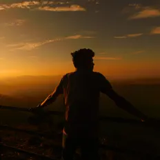 Ouve Itsashmusic, vê vídeos de música, lê a biografia, vê as datas da digressão e muito mais!