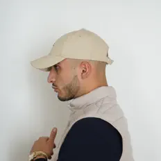 Maaisen dinle, müzik videolarını izle, biyografisini oku, tur tarihlerini ve daha fazlasını gör!