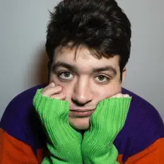 Ouve Zacariiah, vê vídeos de música, lê a biografia, vê as datas da digressão e muito mais!