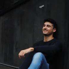 Listen to Naerro, watch music videos, read bio, see tour dates & more!