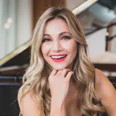 收听 Marina Arsenijevic、观看音乐视频、阅读小传、查看巡演日期等 ！