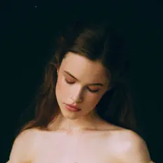 Dengarkan Lyolya, tonton video musik, baca bio, lihat tanggal tur & lainnya!