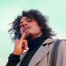 收听 Aarnxbrwn、观看音乐视频、阅读小传、查看巡演日期等 ！