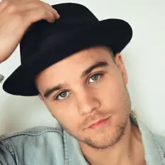 Listen to Tim Andria, watch music videos, read bio, see tour dates & more!