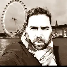 Posłuchaj wykonawcy Victor Hugo's World, obejrzyj teledyski, przeczytaj biografię, zobacz daty tras koncertowych i nie tylko!