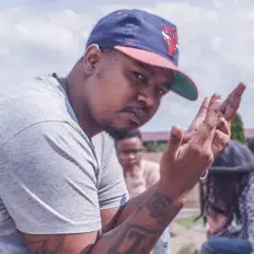 Dengarkan CXNTENT, tonton video musik, baca bio, lihat tanggal tur & lainnya!