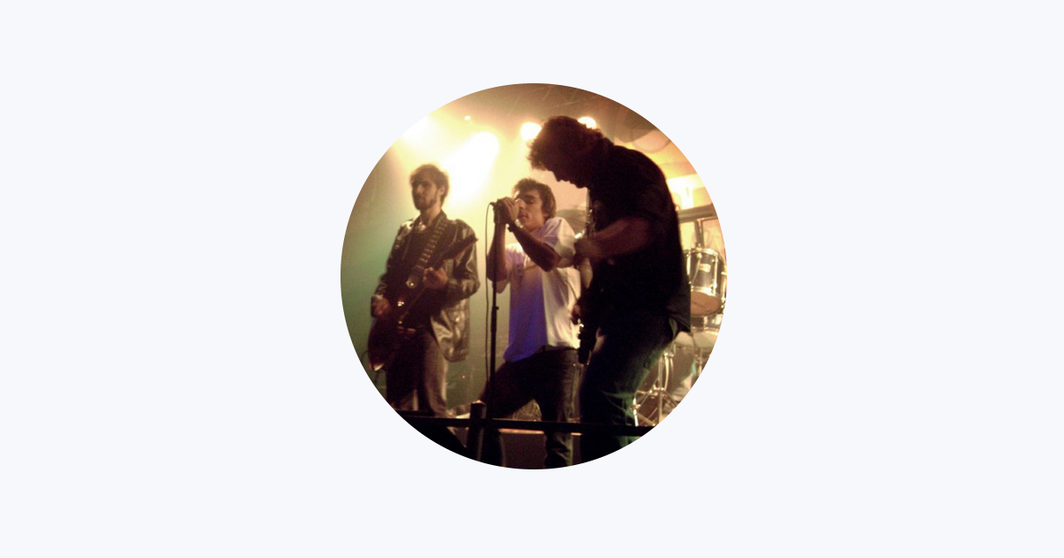 ‎Black Roses - Apple Music