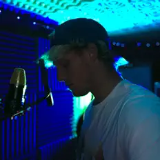 Ascolta Scotty Johnson, guarda video musicali, leggi la biografia, vedi le date del tour & altro!