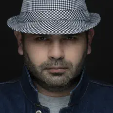 Muxtar Abseynov सुनें, म्यूज़िक वीडियो देखें, बायो पढ़ें, दौरे की तारीखें और बहुत कुछ देखें!