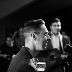 Poslechněte si interpreta Anthony Trimble, sledujte hudební videa, přečtěte si životopis, podívejte se na data turné a další informace.