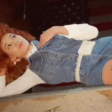 Poslechněte si interpreta queen mars, sledujte hudební videa, přečtěte si životopis, podívejte se na data turné a další informace.