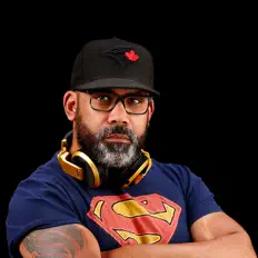 Dengarkan SeeEyeGee, tonton video musik, baca bio, lihat tanggal tur & lainnya!