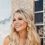 Shari Rowe