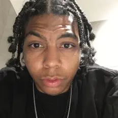 收听 Razzkull、观看音乐视频、阅读小传、查看巡演日期等 ！