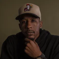 Ακούστε περιεχόμενο από K.Canon, παρακολουθήστε μουσικά βίντεο, διαβάστε το βιογραφικό, δείτε ημερομηνίες περιοδείας, και πολλά ακόμη!