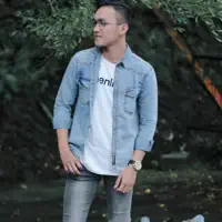 Dek Bansaik Mangko Tabuang — Randa Putra