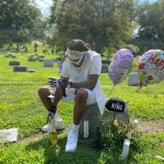 收听 Born Sinaz Ent、观看音乐视频、阅读小传、查看巡演日期等 ！