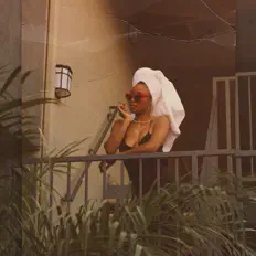 Ania을(를) 듣고, 뮤직 비디오를 보고, 약력을 읽고, 투어 일정 등을 확인하세요!