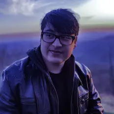 Ακούστε περιεχόμενο από DJ Vision, παρακολουθήστε μουσικά βίντεο, διαβάστε το βιογραφικό, δείτε ημερομηνίες περιοδείας, και πολλά ακόμη!