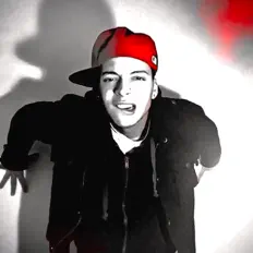 收听 Zave、观看音乐视频、阅读小传、查看巡演日期等 ！