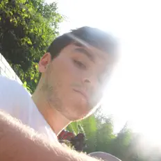 Mariano Eliasを聴いたり、ミュージックビデオを鑑賞したり、経歴やツアー日程などを確認したりしましょう！