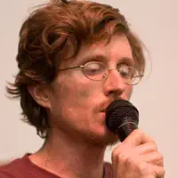 Hör dir undefined an, schau dir Musikvideos an, lies die Biografie, finde Tourdaten und mehr!