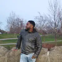 Ouça undefined, assista a videoclipes, leia a biografia, veja as datas das turnês e mais!