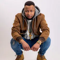 Écoutez Shaun Cross, regardez des vidéoclips, lisez la biographie, consultez les dates de tournée et plus encore !