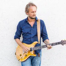Listen to Luca Colombo, watch music videos, read bio, see tour dates & more!