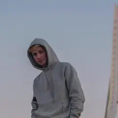 Escucha a YungGeitsj, mira videos musicales, lee su biografía, consulta las fechas de las gira y más.