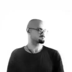 Poslechněte si interpreta Pedram Babaiee, sledujte hudební videa, přečtěte si životopis, podívejte se na data turné a další informace.