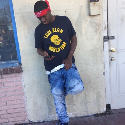 Leave Me Alone(freestyle) - Single
