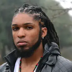 Poslechněte si interpreta Dreadz The Savage, sledujte hudební videa, přečtěte si životopis, podívejte se na data turné a další informace.