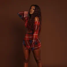 Escucha a Tamira Breon, mira vídeos musicales, lee la biografía, consulta fechas de giras y mucho más.