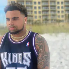 Listen to KiingTuck, watch music videos, read bio, see tour dates & more!