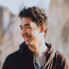 Dengarkan Zeph Henderson, tonton video musik, baca bio, lihat tanggal tur & lainnya!