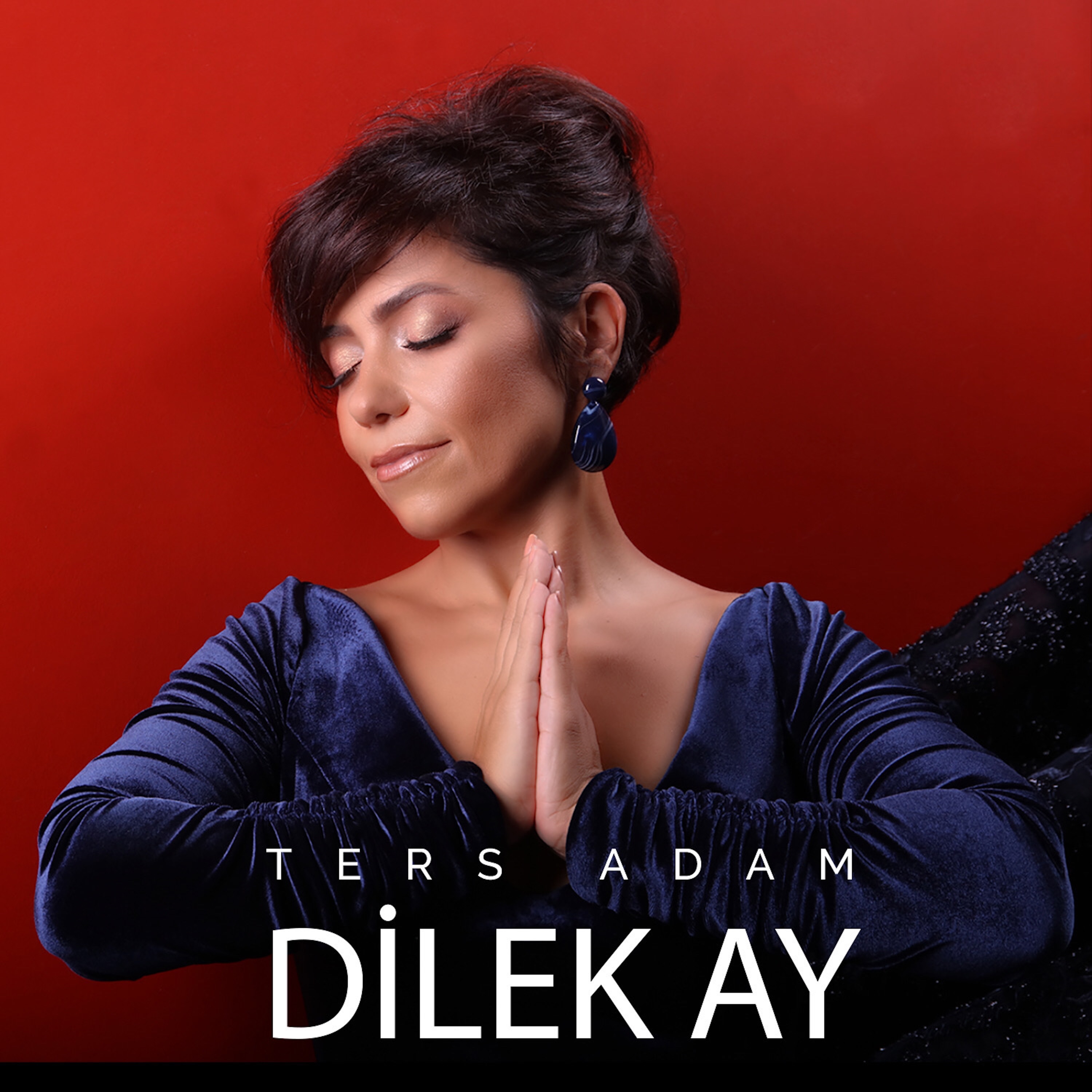 Dilek Ay - Shazam