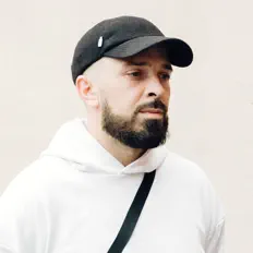 收听 Sarafin、观看音乐视频、阅读小传、查看巡演日期等 ！